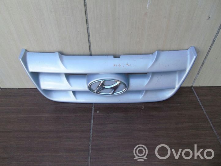 Toyota Matrix (E130) Maskownica / Grill / Atrapa górna chłodnicy 8636117010