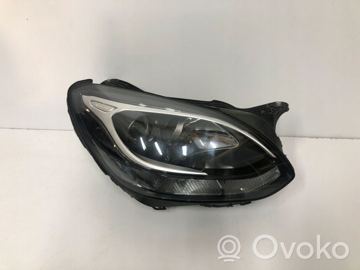 Mercedes-Benz SLK R172 Lampa przednia 