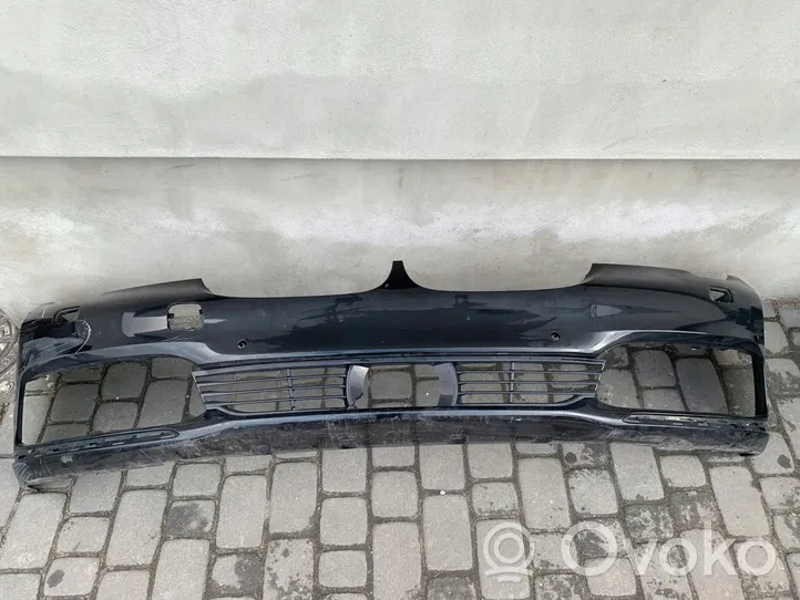 BMW 3 E30 Zderzak przedni 727.584.11