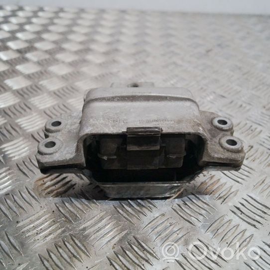 Volkswagen Jetta III Supporto di montaggio del motore 1K0199555L