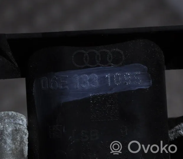 Audi Q5 SQ5 Listwa wtryskowa 