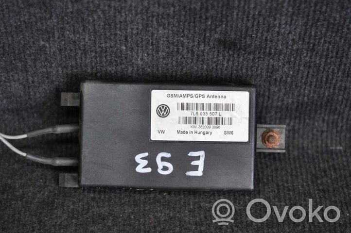 Volkswagen Touareg I Aerial GPS antenna 7L6035507