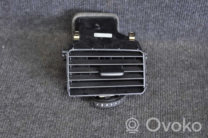 Volkswagen Touareg II Garniture, panneau de grille d'aération 7P1819704A