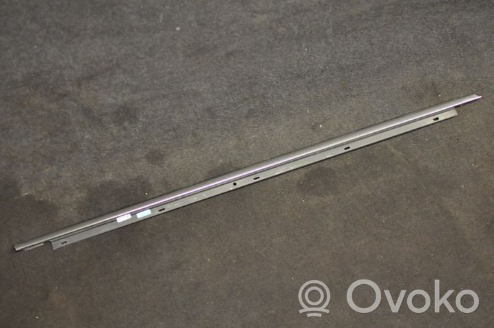 Audi A6 S6 C6 4F Rivestimento del vetro della portiera 4F0853284