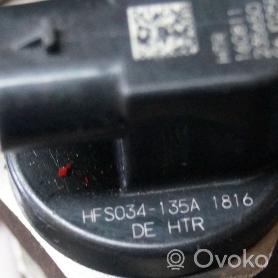 Audi A8 S8 D4 4H Pompe d'injection de carburant à haute pression 06J127025F