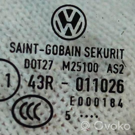 Volkswagen PASSAT B8 Szyba przednia karoseryjna trójkątna 