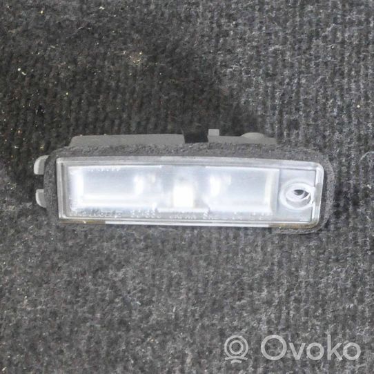 Lexus RX 330 - 350 - 400H Rekisterikilven valo A045053