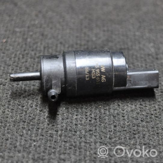 Volkswagen Jetta VI Tuulilasi tuulilasinpesimen pumppu 1K5955651