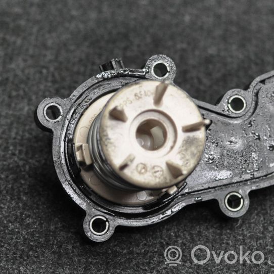 Audi A5 8T 8F Termostat 06E121111AD