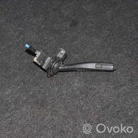 Volkswagen Touran I Wiper speed switch 