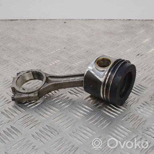 Volkswagen Touran I Piston 038JV400