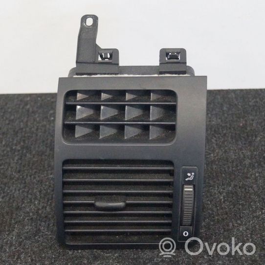 Volkswagen Touran I Moldura protectora de la rejilla de ventilación del panel 1T0819703B