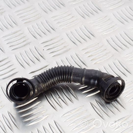 Volkswagen Tiguan Breather hose/pipe 03L103493