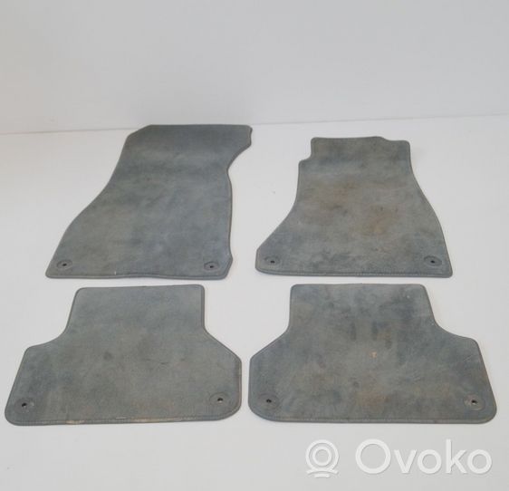 Audi A4 S4 B9 Kit tapis de sol auto 