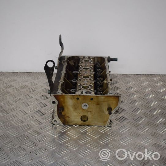 Volkswagen Touran I Engine head 03C103063