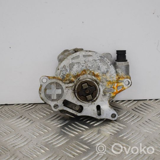 Audi A3 S3 8P Alipainepumppu 03L145100G