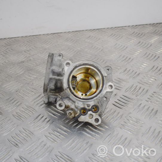 Mercedes-Benz C W204 Kita variklio skyriaus detalė A2760700430