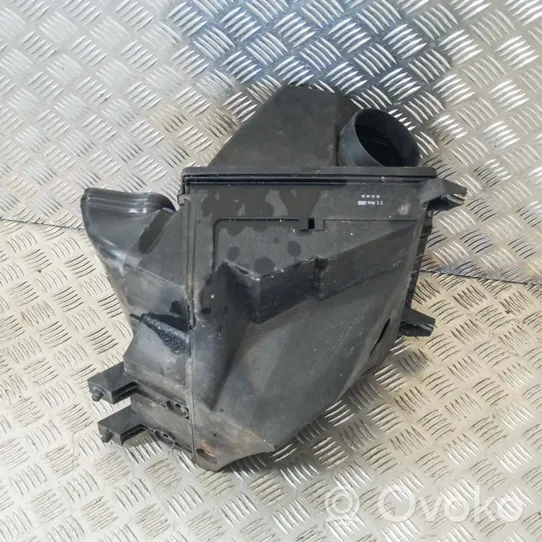 Audi A8 S8 D2 4D Boîtier de filtre à air 077133835F