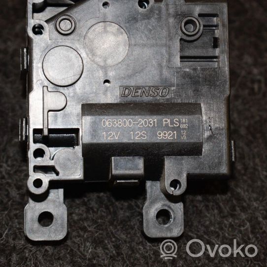 Toyota Prius (XW50) Motorino attuatore aria 0638002031