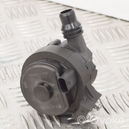 BMW 1 F20 F21 Pompe à eau de liquide de refroidissement 8605322