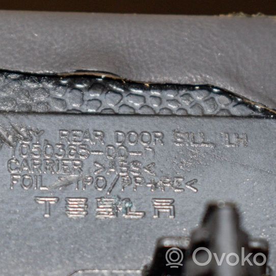 Tesla Model X Muu sisätilojen osa 105036500D