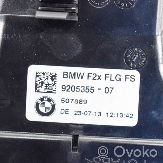 BMW 1 F20 F21 Garniture, panneau de grille d'aération 9205355