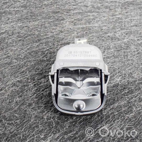 Opel Mokka X Czujnik deszczu 95157887