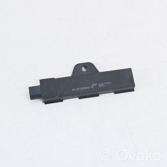 BMW 2 F45 Amplificatore antenna 9220832