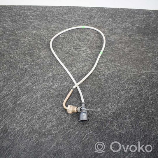 Volkswagen PASSAT B8 Sensor de temperatura del aceite 04L906088BL