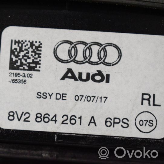 Audi A3 S3 8V Ramka drążka zmiany biegów 8V2864261A
