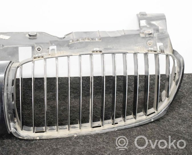 BMW 7 E65 E66 Maskownica / Grill / Atrapa górna chłodnicy 7145738