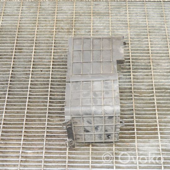 Audi A3 S3 8P Support boîte de batterie 1K0915336