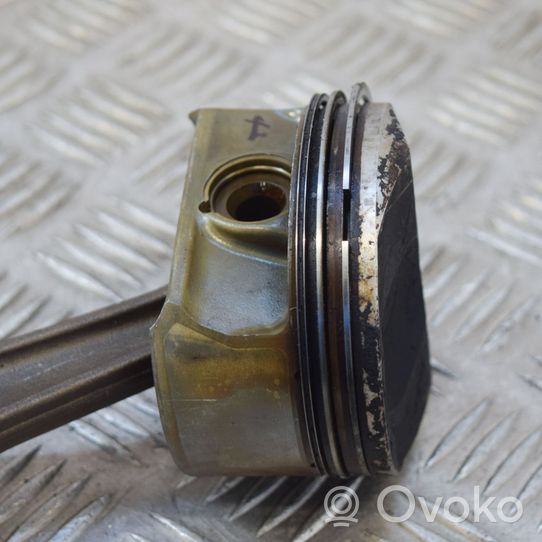 BMW 7 E65 E66 Piston 75244937521300