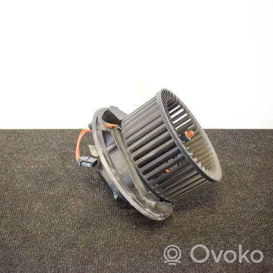 Audi Q3 8U Soplador/ventilador calefacción 1K1820015L