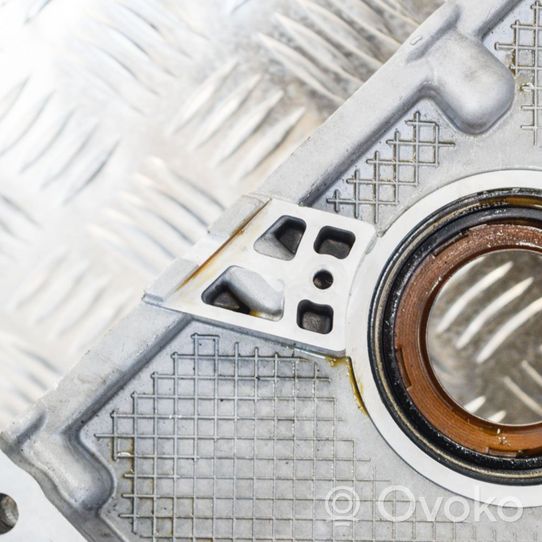 BMW 7 G11 G12 Osłona łańcucha rozrządu 7649037