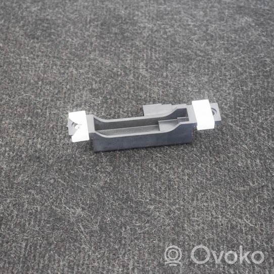 Nissan Juke I F15 Antennenverstärker Signalverstärker FD06170519