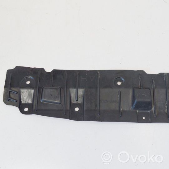 Toyota Yaris Osłona pod zderzak przedni / Absorber 532890D060