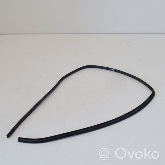 Toyota Yaris Rubber seal rear door 