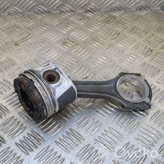 Mercedes-Benz A W168 Piston 