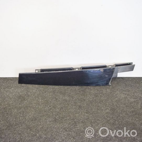 Volkswagen PASSAT B8 Listwa / Uszczelka szyby drzwi 3G0837902T