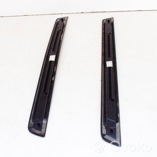 Audi A4 S4 B9 Set di rifiniture davanzale (interno) 8W0853374