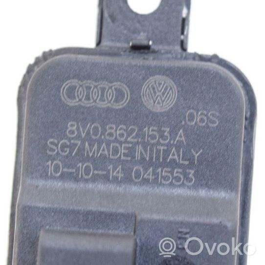 Audi A1 Degalų bako dangtelio spyna 8V0862153A