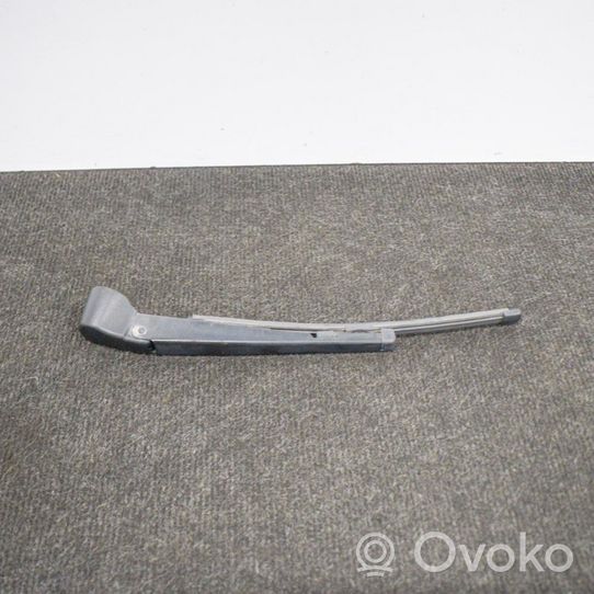 Mercedes-Benz A W176 Rear wiper blade arm 