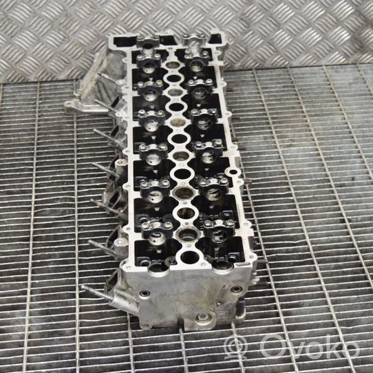 BMW 7 E65 E66 Engine head 7792753