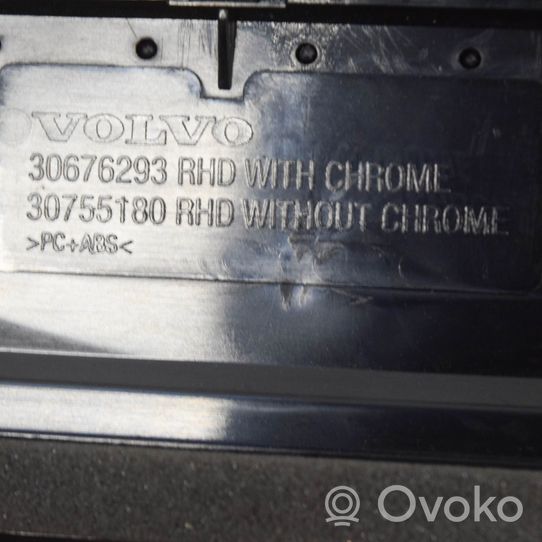 Volvo XC70 Ramka schowka deski rozdzielczej 30676293