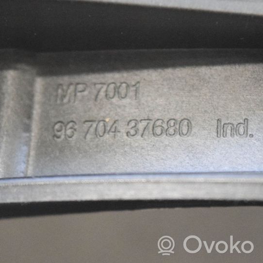 Peugeot 3008 I Takaoven kynnyksen suojalista 9670437977