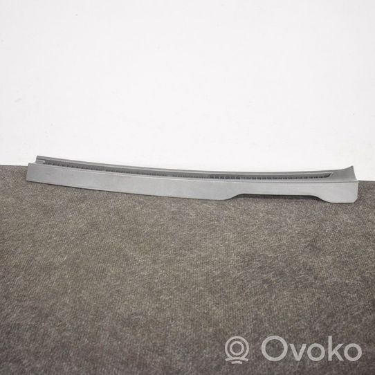 Mercedes-Benz GLC X253 C253 Rivestimento del vano portaoggetti del cruscotto A2536890100