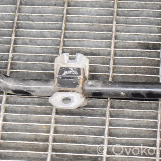 Volvo XC40 Tylny stabilizator / drążek 32221002