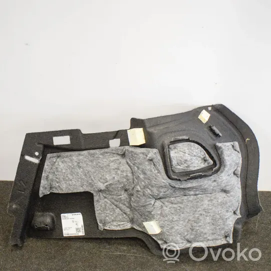 Volvo XC40 Tavaratilan/takakontin alempi sivuverhoilu 31440891