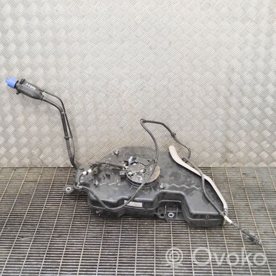 Audi Q3 8U Zbiornik płynu AdBlue 8U0131963A